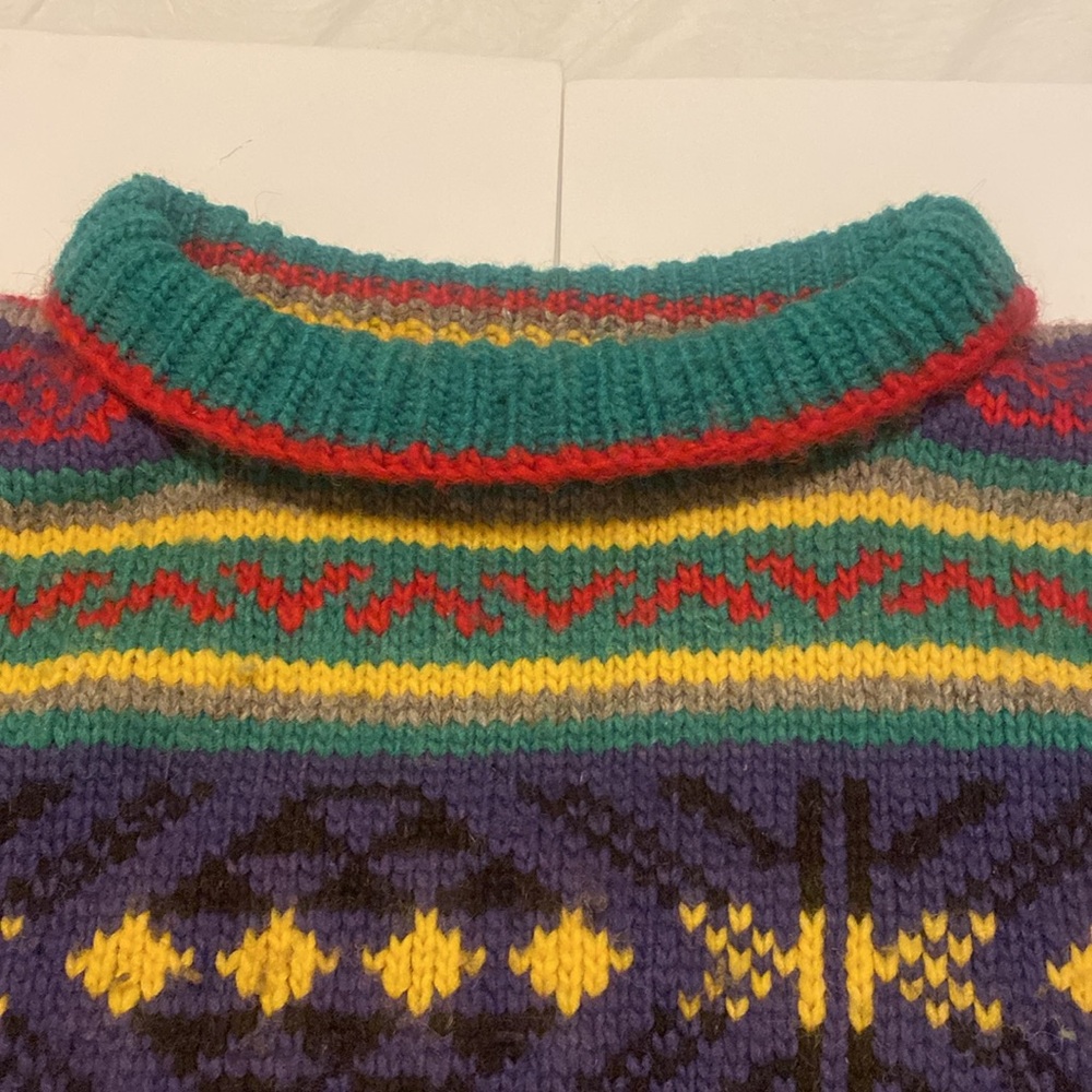 Stunning Vintage Hand Knit Boxy Colorful Sweater - Picture 4 of 10